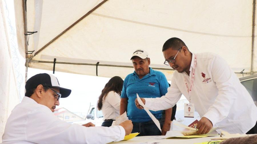 Acuden ciudadanos a regularizar vehículos de procedencia extranjera 