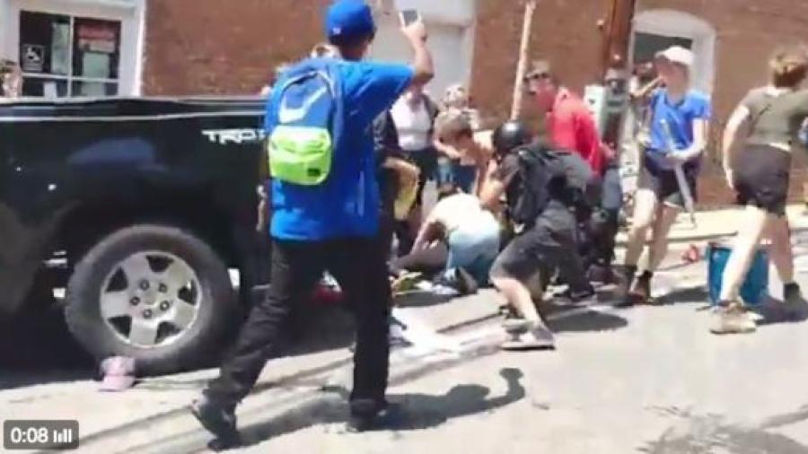 Declaran estado de emergencia en Virginia por manifestación