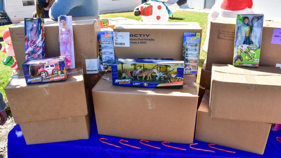 DIF Reynosa recibe donación de empresa Dulces Famosos de México 