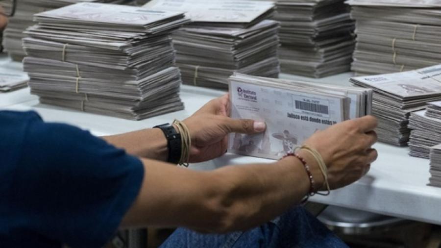 Buscan incrementar voto electrónico de mexicanos en el extranjero