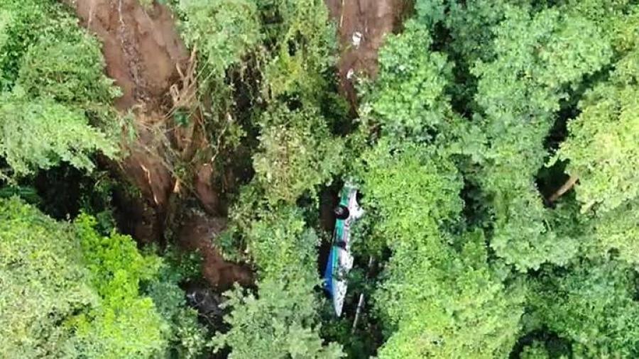 Nueve muertos tras caída de autobús a precipicio en Costa Rica
