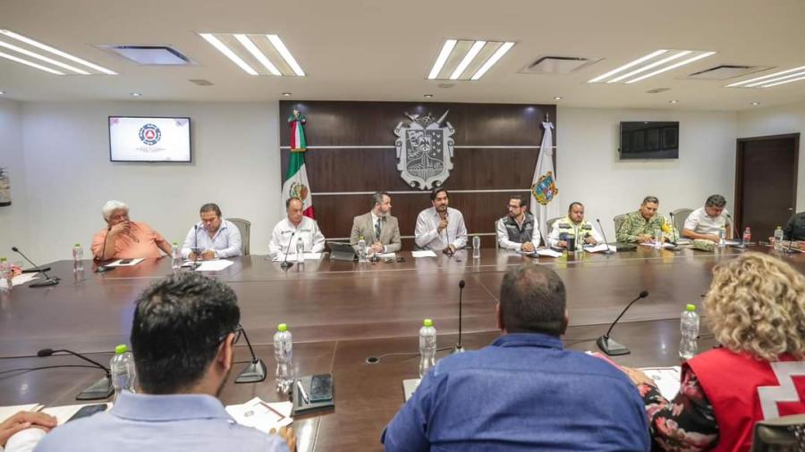 Muestra reunión del Alcalde Carlos Peña Ortíz con instituciones una ciudad fuerte y segura 