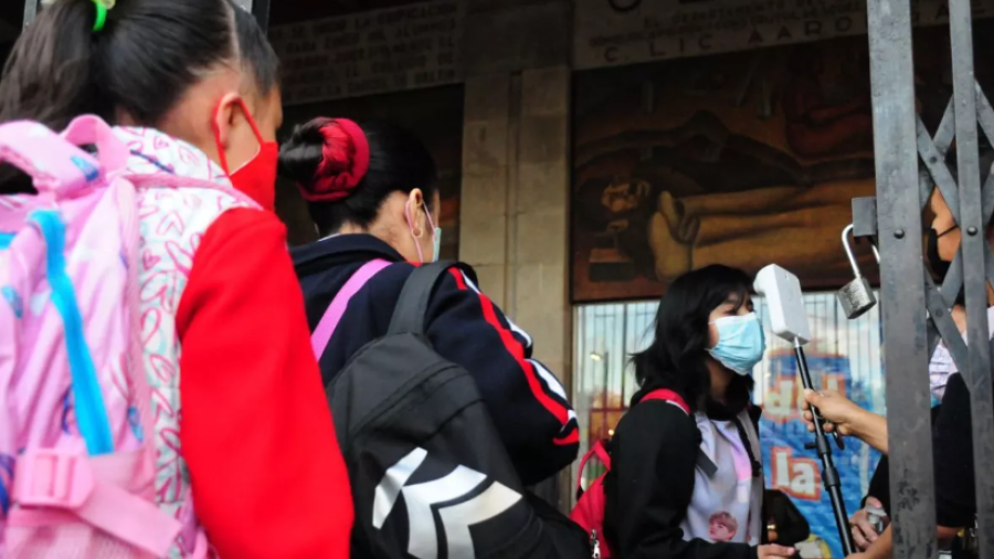 Regreso a clases 2022: Más de 25 millones de estudiantes del país regresan a las aulas tras 2 años de pandemia 