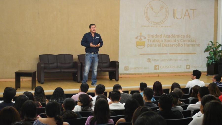 Se llevó a cabo el foro “Jóvenes Tam” en ciudad Victoria