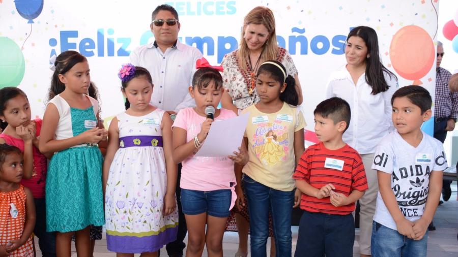 Regala Gobierno de Reynosa festejó a niños nacidos en mayo