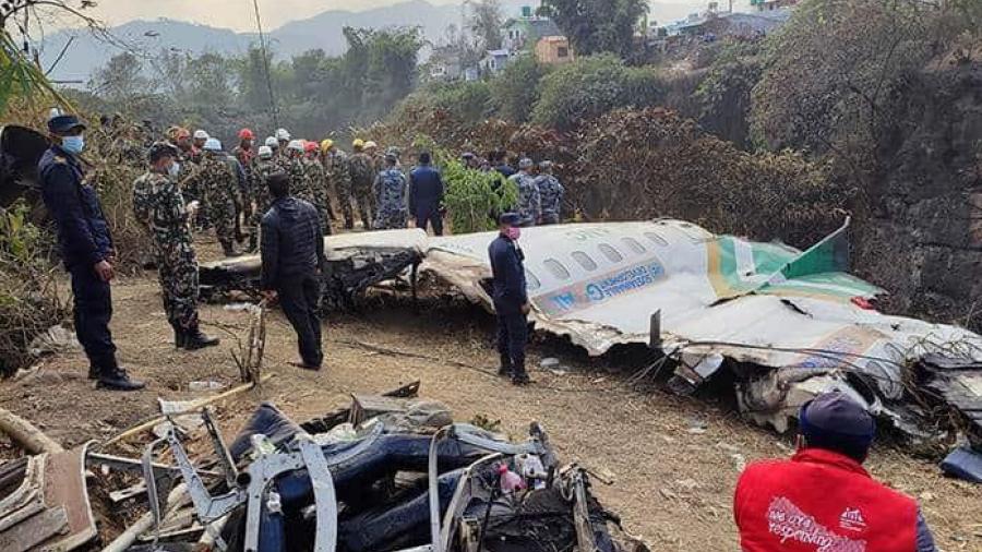Nepal concluye las operaciones de rescate del avión accidentado