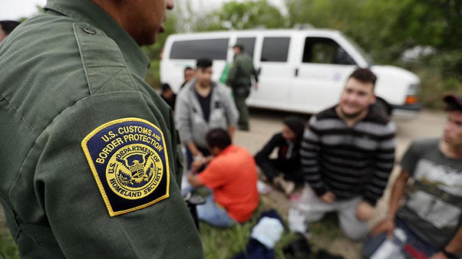 Pese a disminución del 70% en cruces de migrantes, es muy pronto para sacar una conclusión definitiva: CBP
