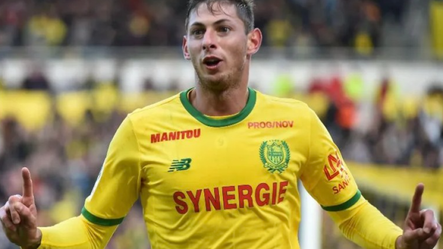 Dictan sentencia a empresario que organizó vuelo donde murió Emiliano Sala