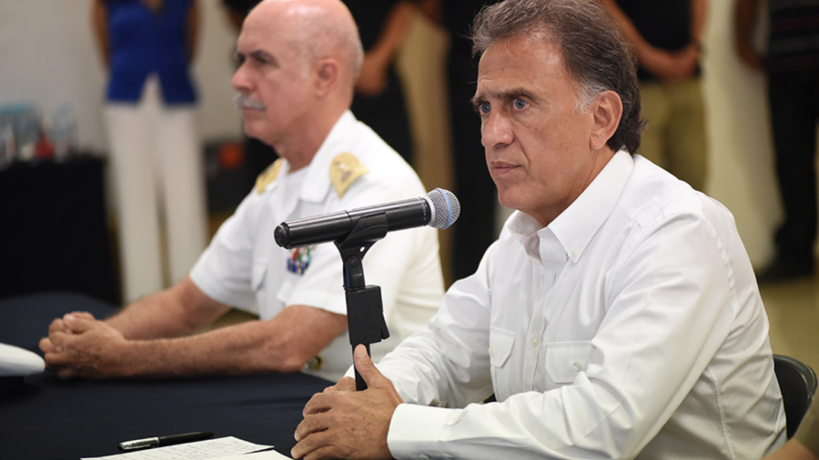 Con antecedentes penales 5 de los ejecutados en Boca del Río: Yunes
