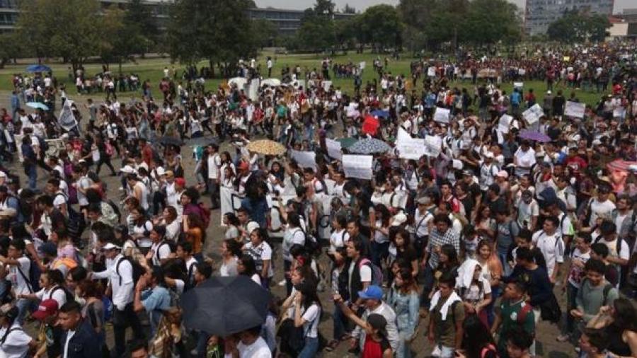 Expulsan a 4 estudiantes m&aacute;s involucrados en hechos violentas en CU
