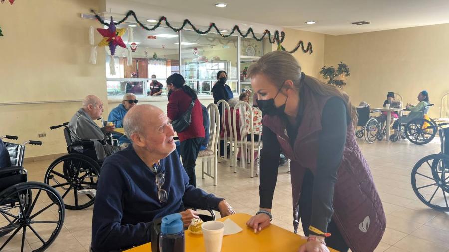 Celebran Navidad en el Asilo Vida y Esperanza de Nuevo Laredo