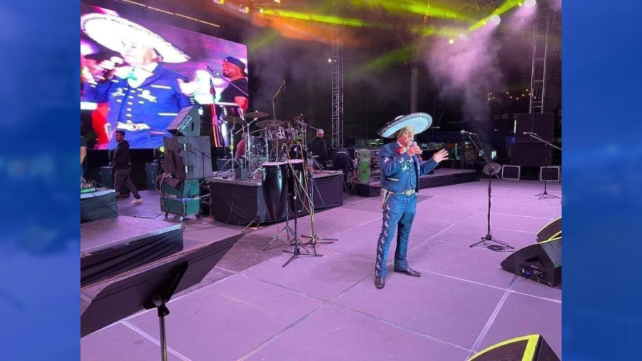 Después de cantar sin público, Rogelio Veyna abrirá para Gerardo Ortiz