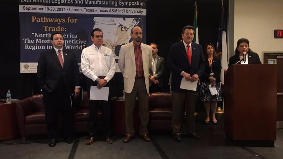 Instalan Centro de Acopio binacional en apoyo a damnificados