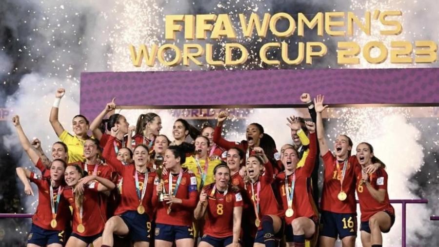 España es campeona de la Copa Mundial Femenil