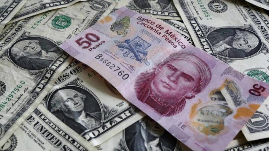 Se aprecia 13.7% el peso ante el dólar durante la jornada