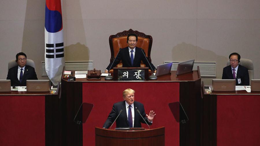 Trump dice a Corea del Norte: "No nos subestimen y no nos pongan a prueba"
