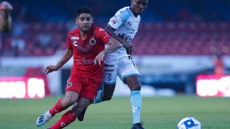  Querétaro golea 5-0 al Veracruz