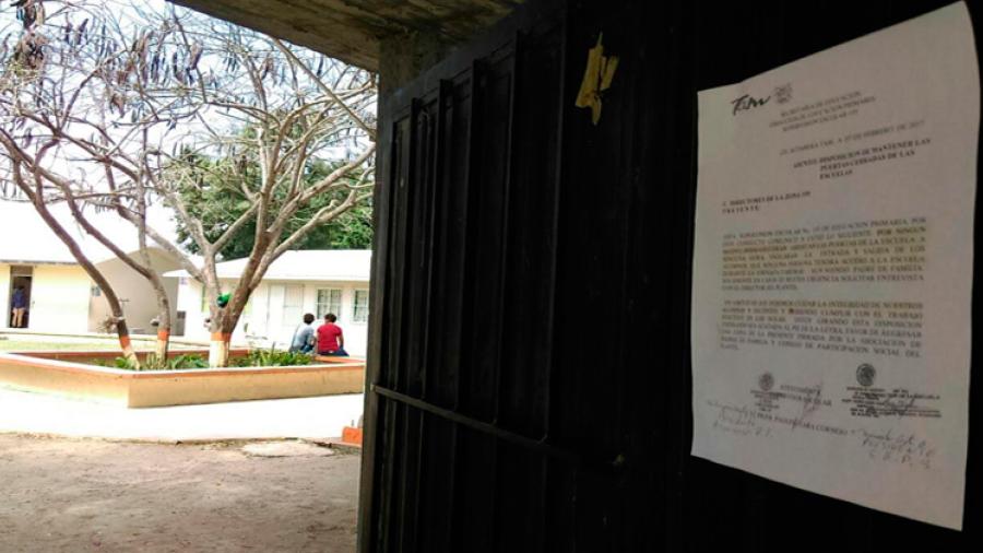 La Secretaría de Educacion prohíbe la entrada de padres a escuelas