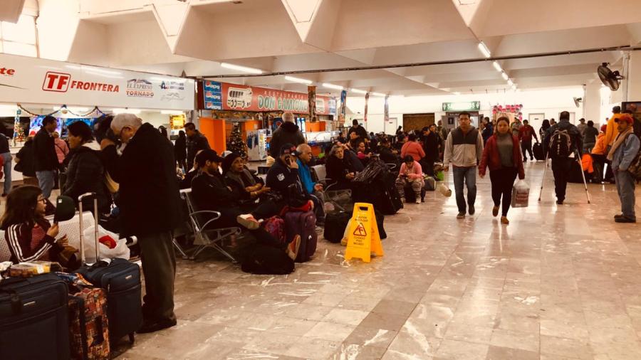 Se llena Central de Autobuses previo a Nochebuena