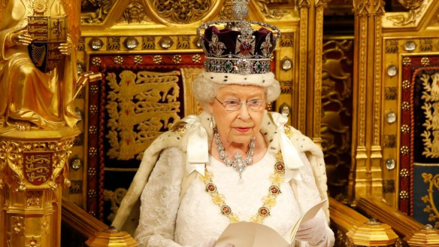 La reina Isabel II celebra en privado su 96 cumpleaños