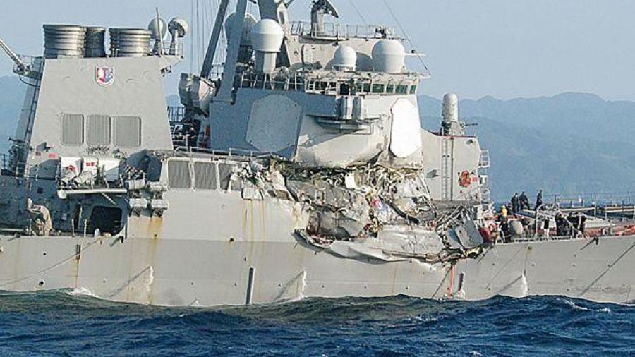 Desaparecen marineros estadounidenses tras choque de buque en Japón
