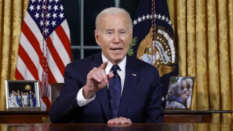 Biden pide a los republicanos apoyar prohibición de armas tras tiroteo de Maine