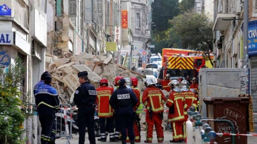 3 muertos tras derrumbe de edificios en Francia