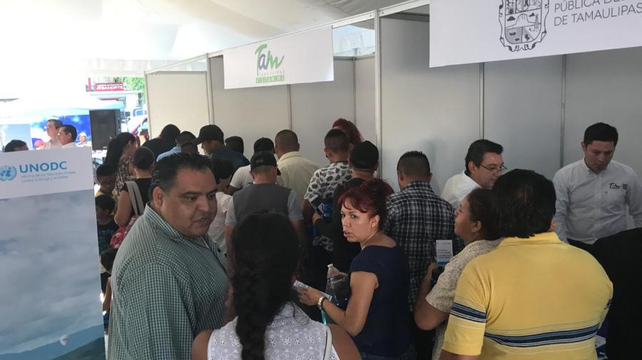 Participan instituciones en Feria de Conmemoración del Día Mundial contra la Trata de Personas