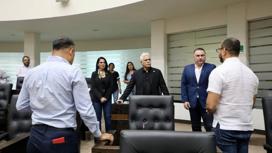 Realizan credencialización de integrantes de la Legislatura 66 en Tamaulipas