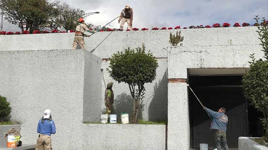 En mejoramiento el acceso a Los Pinos
