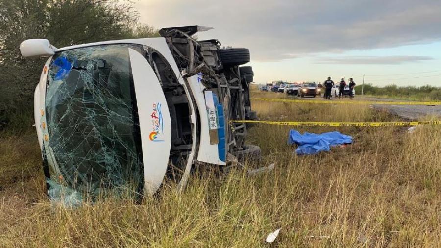 Vuelca autobús de FRENAAA en Tamaulipas; reportan 2 muertos y 23 heridos 