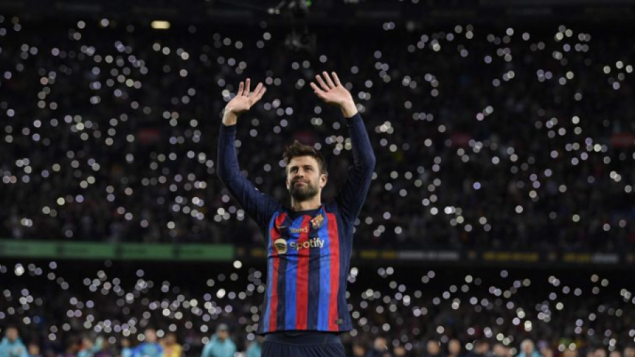 Entre lagrimas, se despide Gerard Piqué del Camp Nou