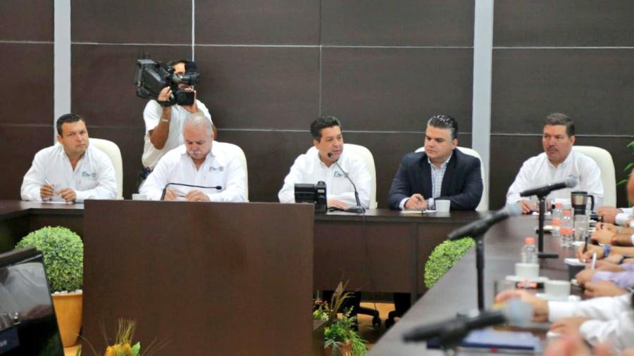 FGCV se reíne con Gabinete Estatal