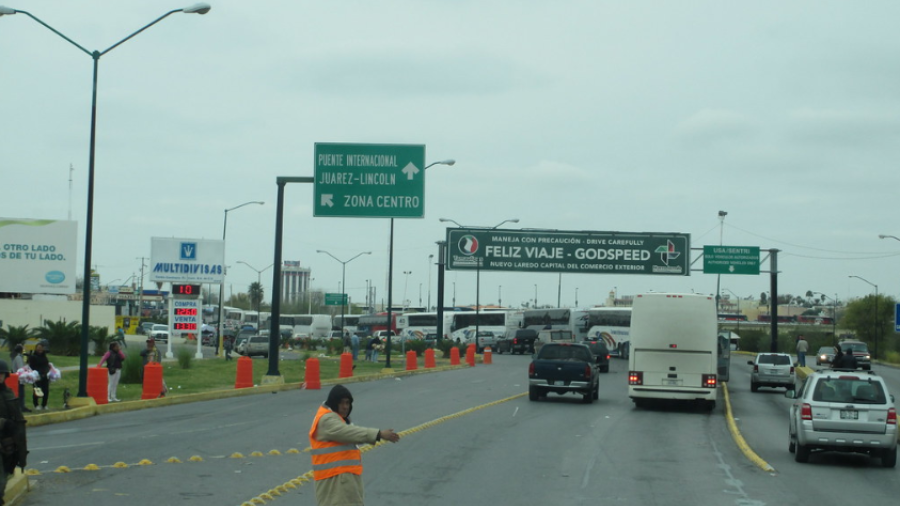 Disminuye 40% tránsito de paisanos por Nuevo Laredo