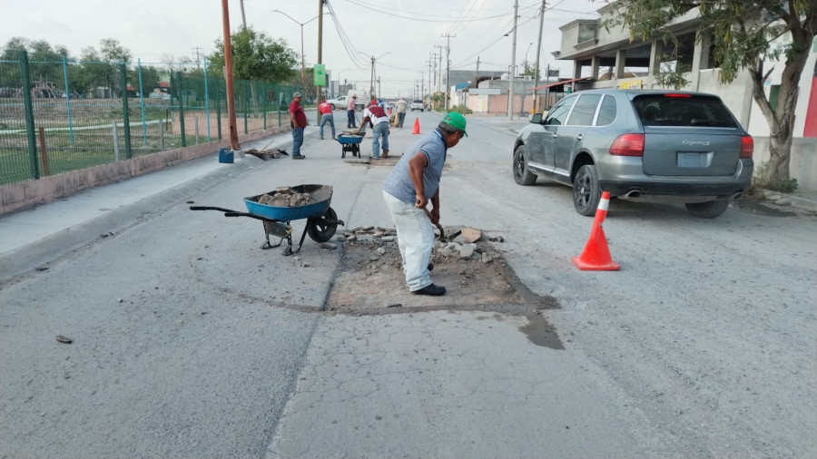 Transforma Alcalde Carlos Pe&ntilde;a Ortiz vialidades con programa de bacheo