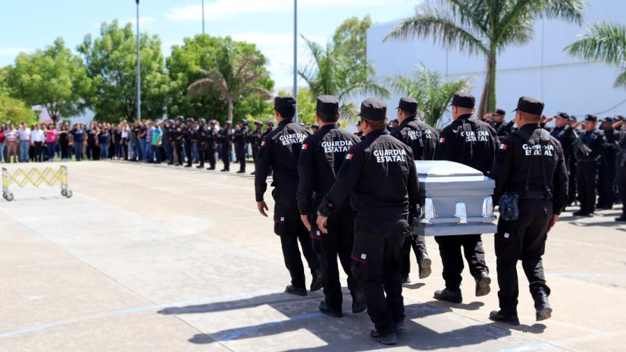Despiden con honores fúnebres a policía fallecido en cumplimiento de su deber