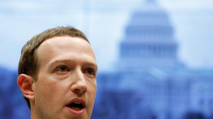 Regulación de compañías en redes, es inevitable: Zuckerberg