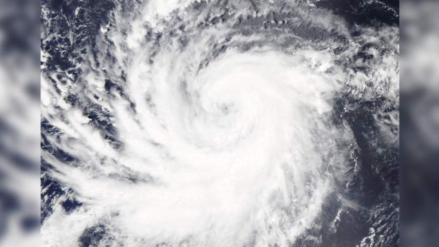 “Lane” categoría 3 se aproxima a Hawái