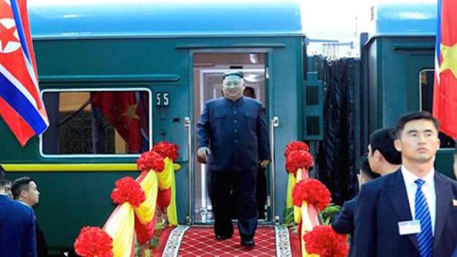 Kim Jong-un llega a Hanoi para cumbre con Donald Trump