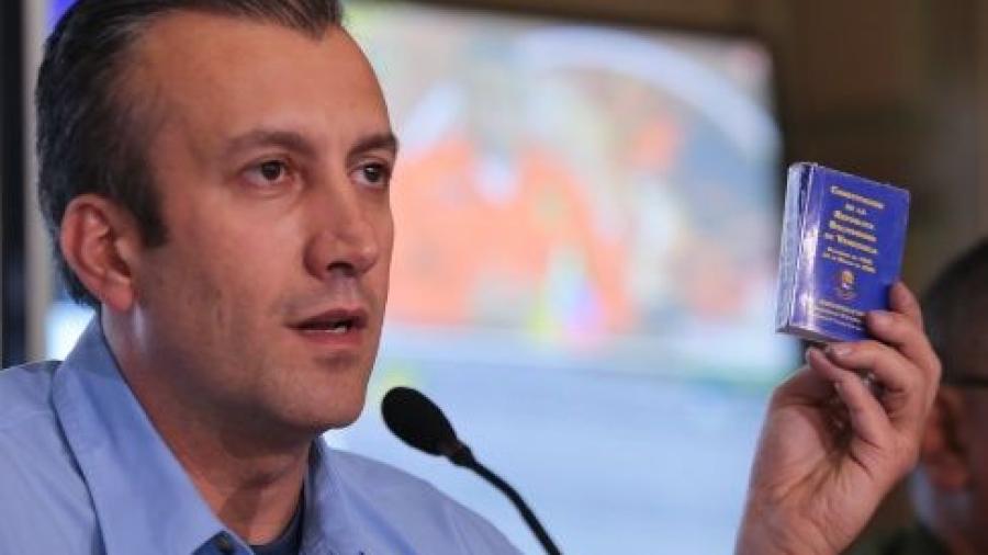 Tareck El Aissami amenaza con cárcel a alcaldes opositores 