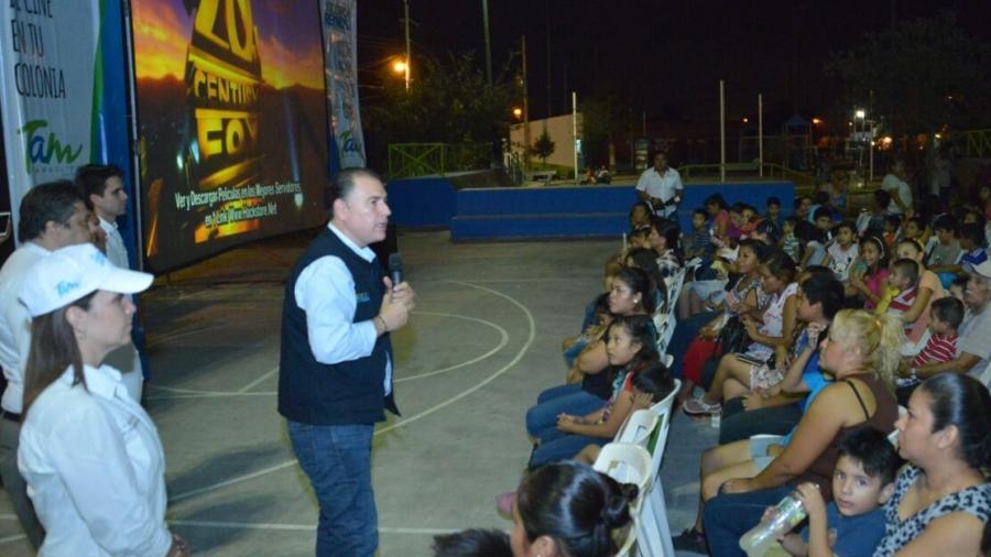 Inicia Gobierno' Noches de cine en tu colonia'