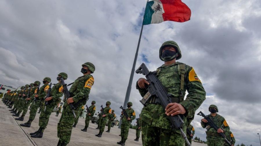 "Sí cambié de opinión": Reconoce AMLO sobre regreso de Fuerzas Armadas a los cuarteles 