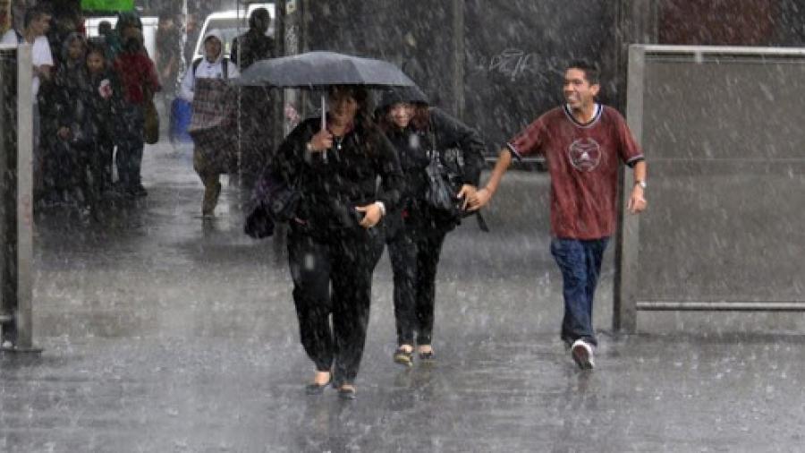 Prev&eacute;n tormentas en gran parte de M&eacute;xico