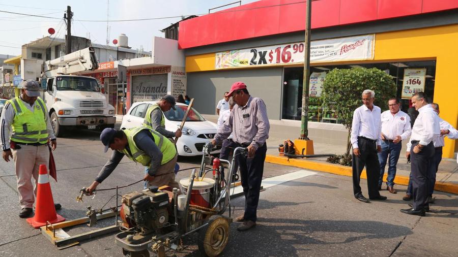 Arranca Ciudad Madero trabajos de guarniciones y bacheo