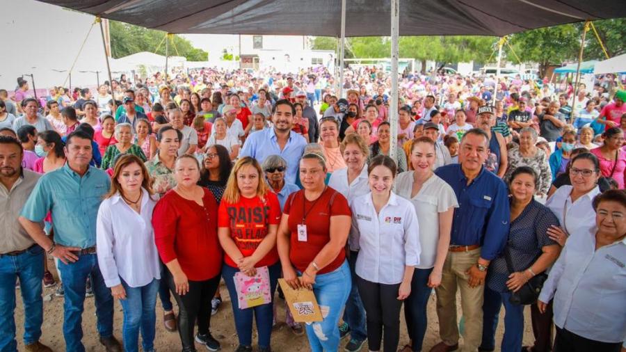 Acercan Ayuntamiento y DIF-Reynosa programas y servicios a familias de Integración Familiar 