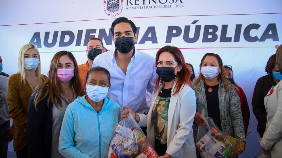 Llevan servicios y beneficios en la audiencia pública de la col. Humberto Valdez Richaud