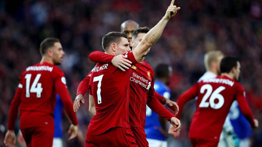 Liverpool vence 2-1 al Leicester