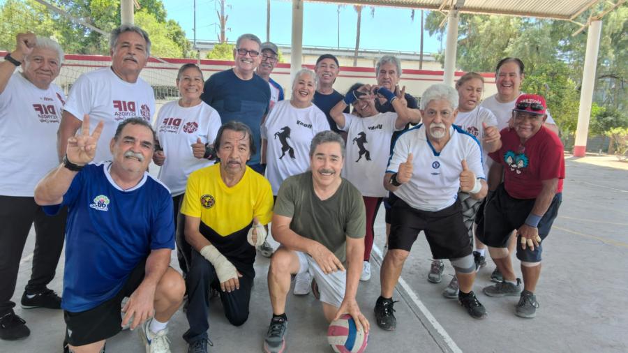 Fomenta DIF-Reynosa bienestar integral en adultos mayores en Casas Club