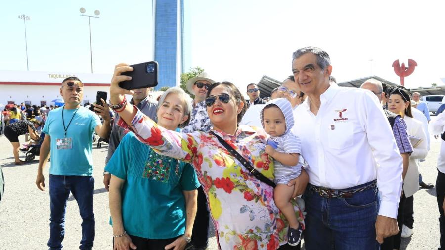 Gobernador y presidenta del DIF celebran a la gran familia tamaulipeca con DIFZANIA