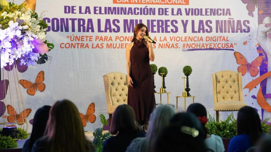 Gobierno Municipal e INMUJER reúnen a más de 300 mujeres en conferencia de empoderamiento con Rocío Gómez Turner
